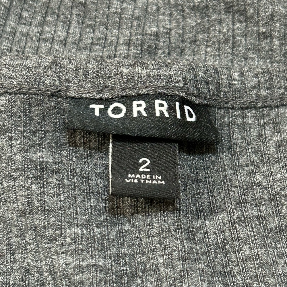Torrid Ribbed Lace Up Tank - 2X - Picture 3 of 6